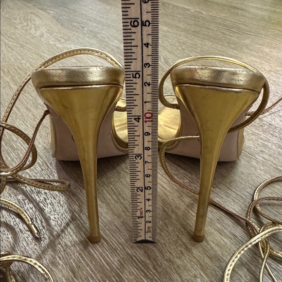 FEMME LA Los Angeles Luce Minimale Gold Strappy High Heels Size 41 - Picture 8 of 11
